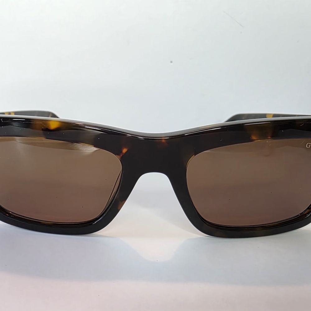 GUESS Men's Tortoise Sunglasses - Picture 2 of 5